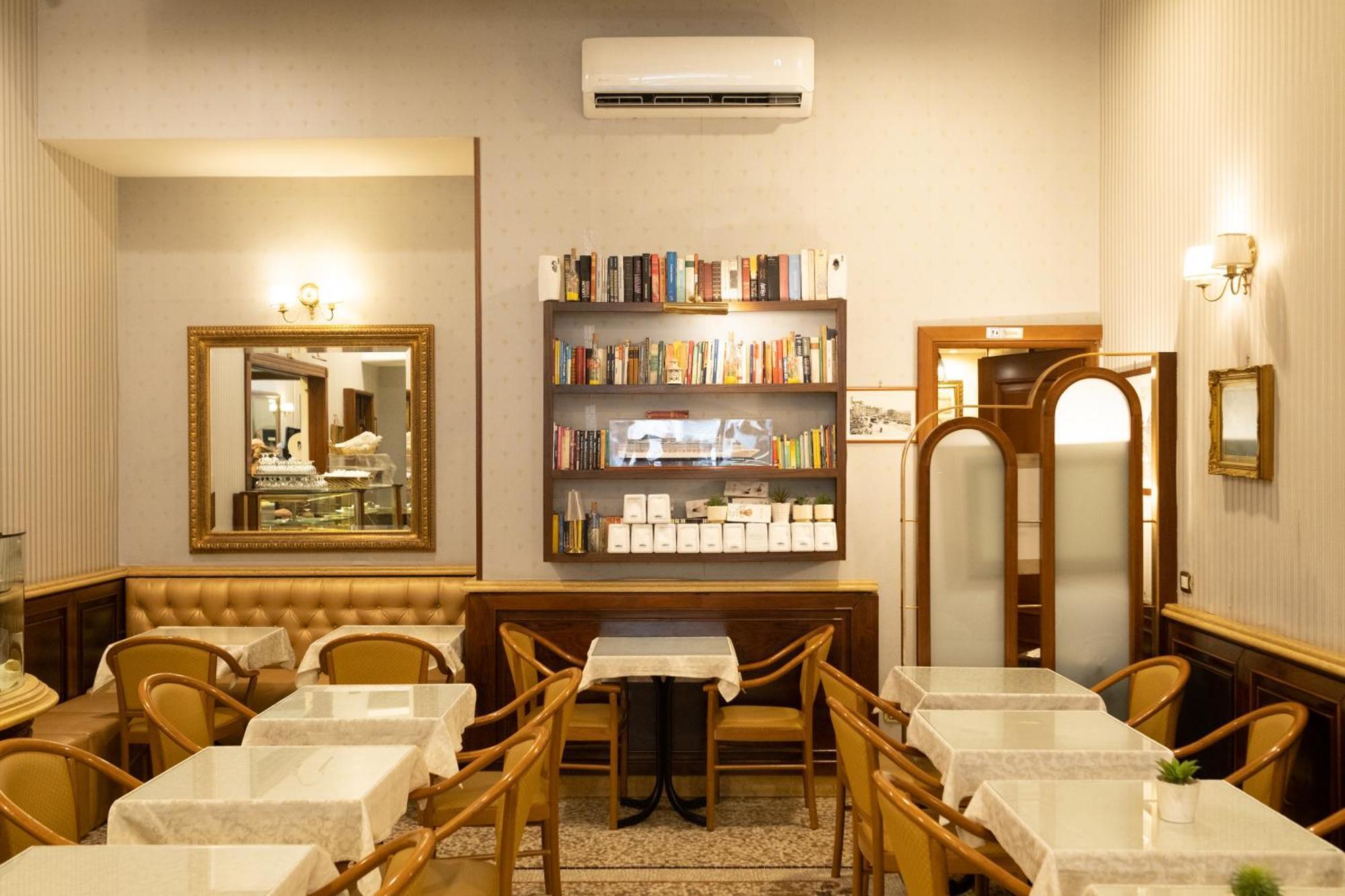 Welmy Napoli Hotel Luaran gambar
